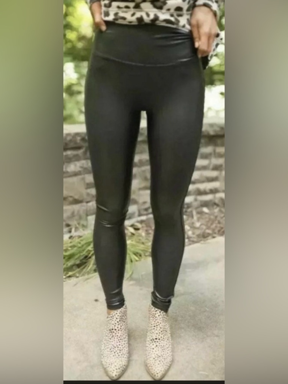 SPANX Faux Leather Leggings Black High Rise Shaping Size L Matte Vegan Leather